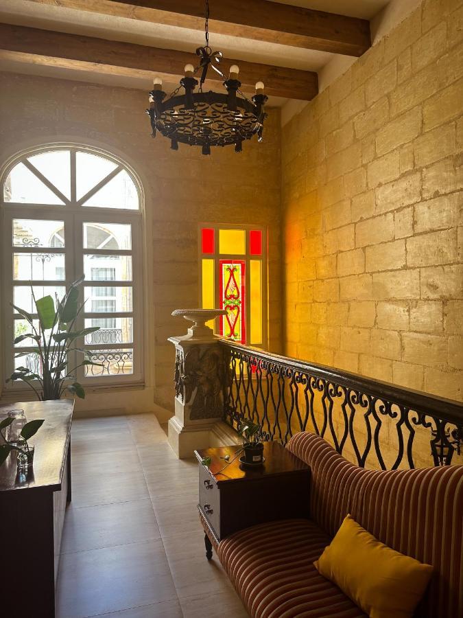 بيت شباب L'Artist Casa Micallef فاليتا المظهر الخارجي الصورة